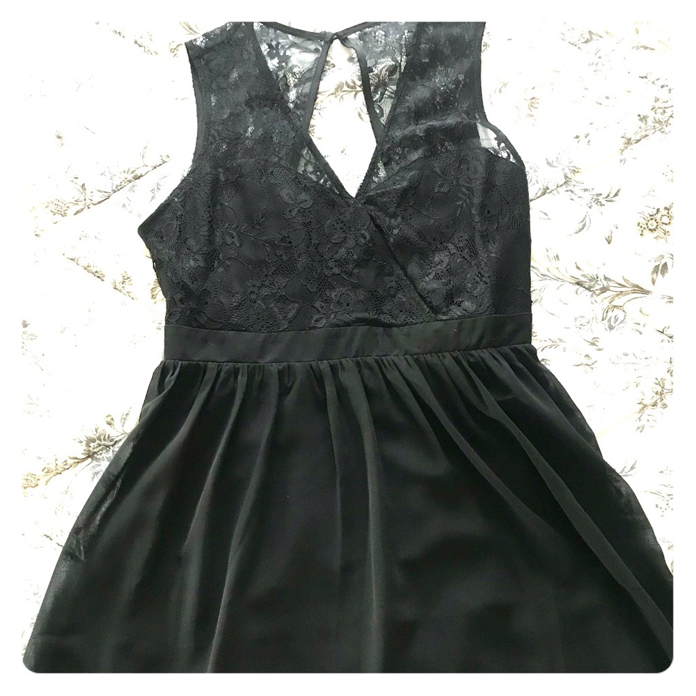 Forever 21 Little Black lace and open back size M